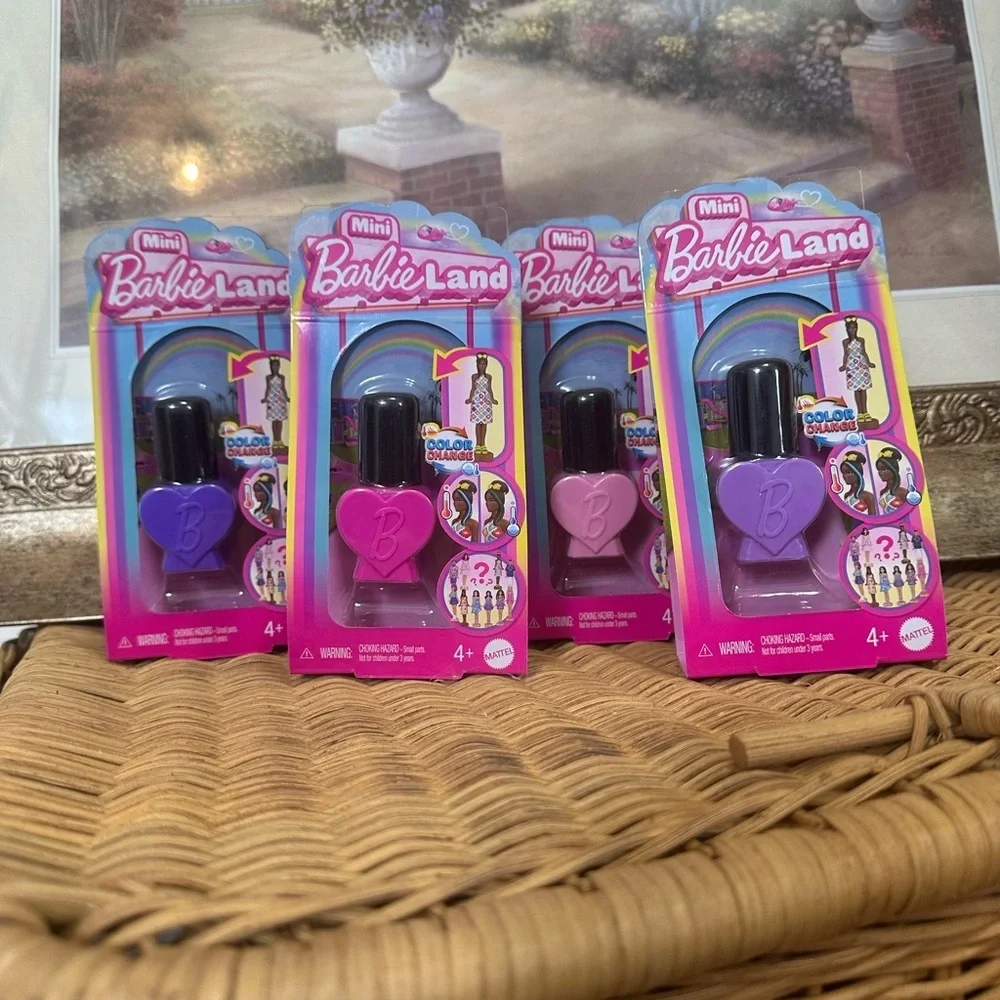 New Barbie Land Lot of 4 Color Change Reveal Mini Doll 1.5